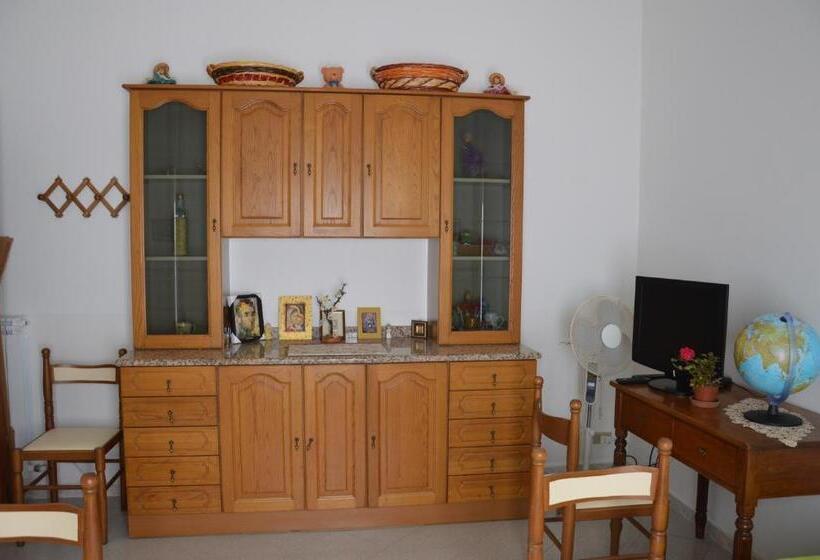 اتاق استاندارد با بالکن, B&b Vicolo Del Chiostro