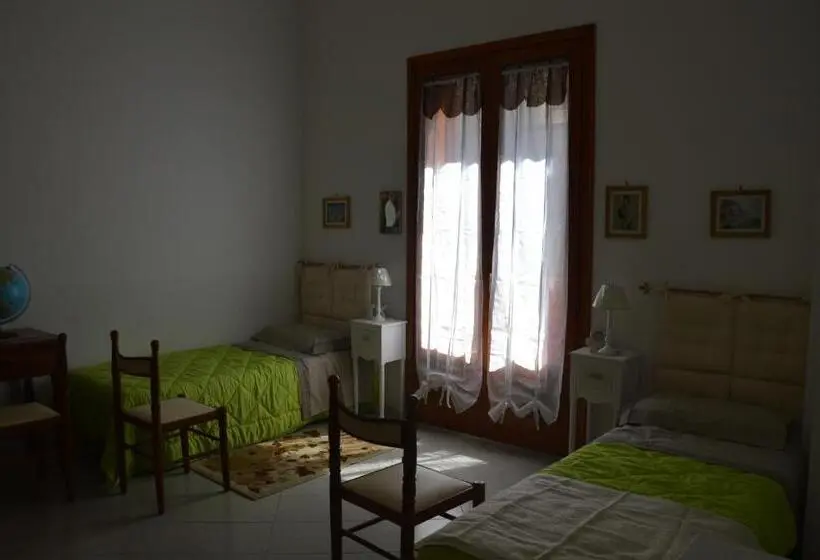 バルコニー付きスタンダードルーム, B&b Vicolo Del Chiostro