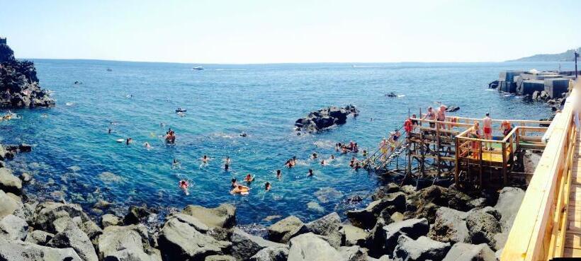 Номер Стандарт с Балконом, B&b Vicolo Del Chiostro