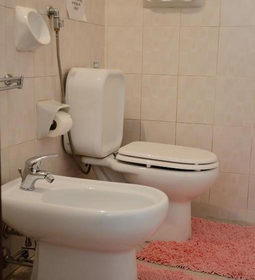 اتاق لوکس, B&b Vicolo Del Chiostro