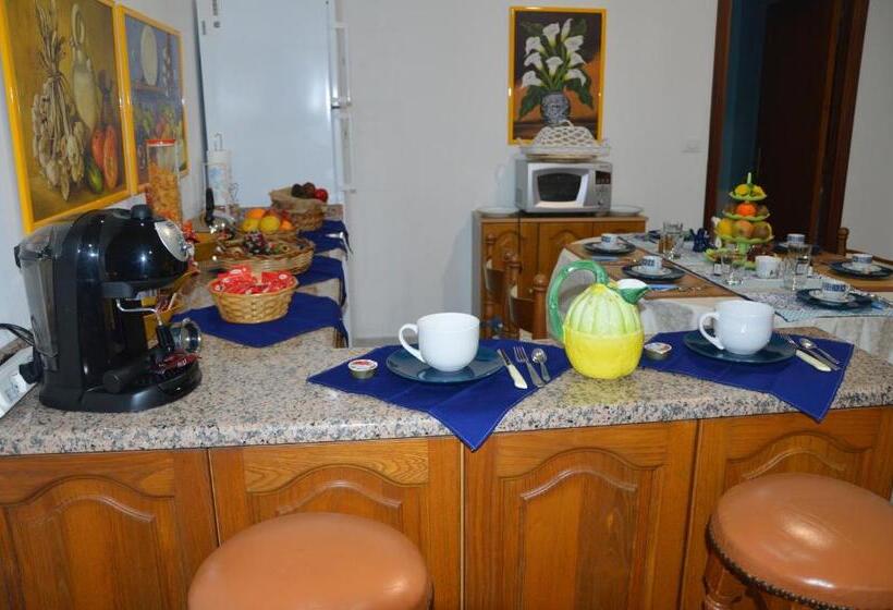 Номер Deluxe, B&b Vicolo Del Chiostro