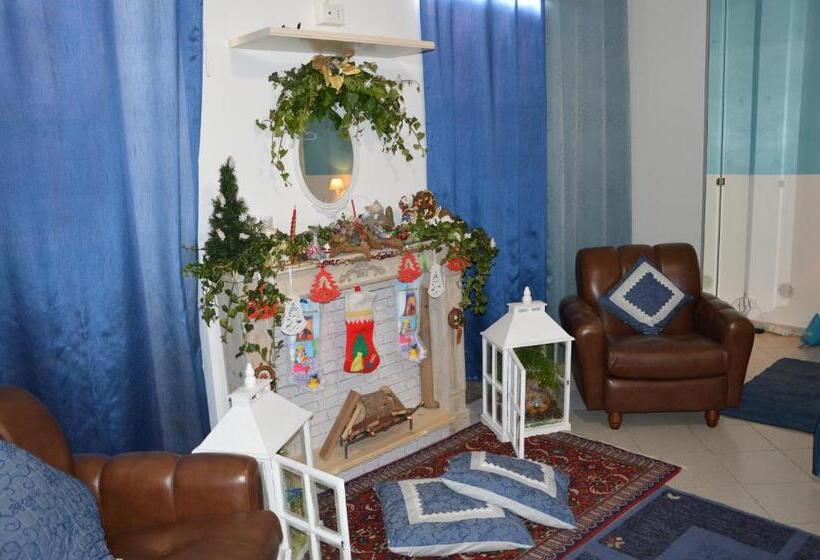 اتاق لوکس, B&b Vicolo Del Chiostro