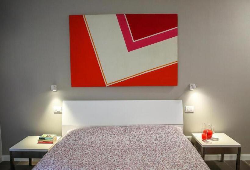 اتاق استاندارد با بالکن, B&b Warmup Grosseto   Parcheggio Incluso Nella Corte Interna