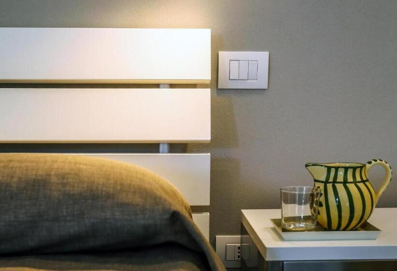 اتاق استاندارد با بالکن, B&b Warmup Grosseto   Parcheggio Incluso Nella Corte Interna