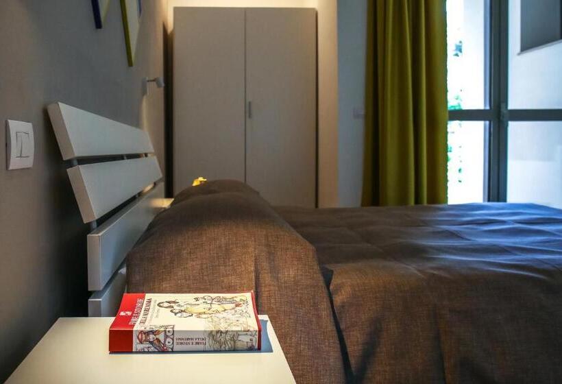 اتاق استاندارد با بالکن, B&b Warmup Grosseto   Parcheggio Incluso Nella Corte Interna