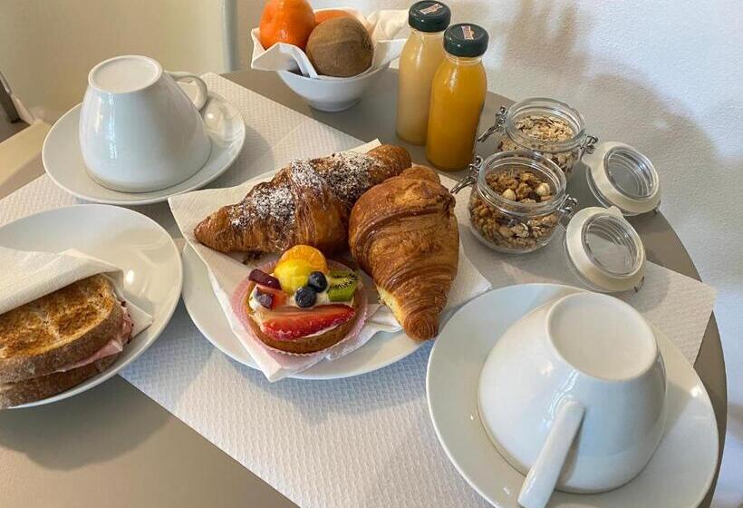 اتاق استاندارد با بالکن, B&b Warmup Grosseto   Parcheggio Incluso Nella Corte Interna
