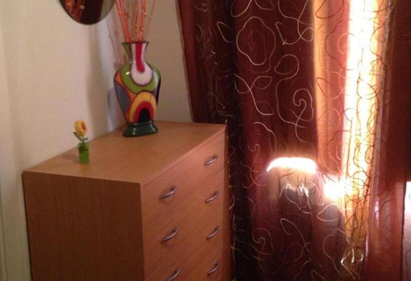 Трехместный Номер Стандарт с Балконом, Giannina