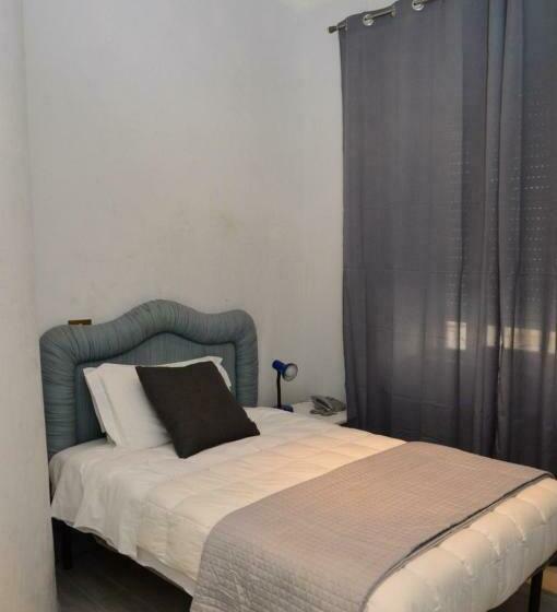 חדר סטנדרט יחיד, Altavilla