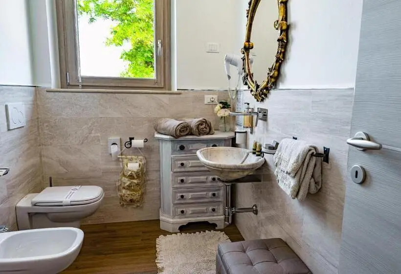 اتاق لوکس با تخت بزرگ, Agriturismo Le Fontanelle Da Valente
