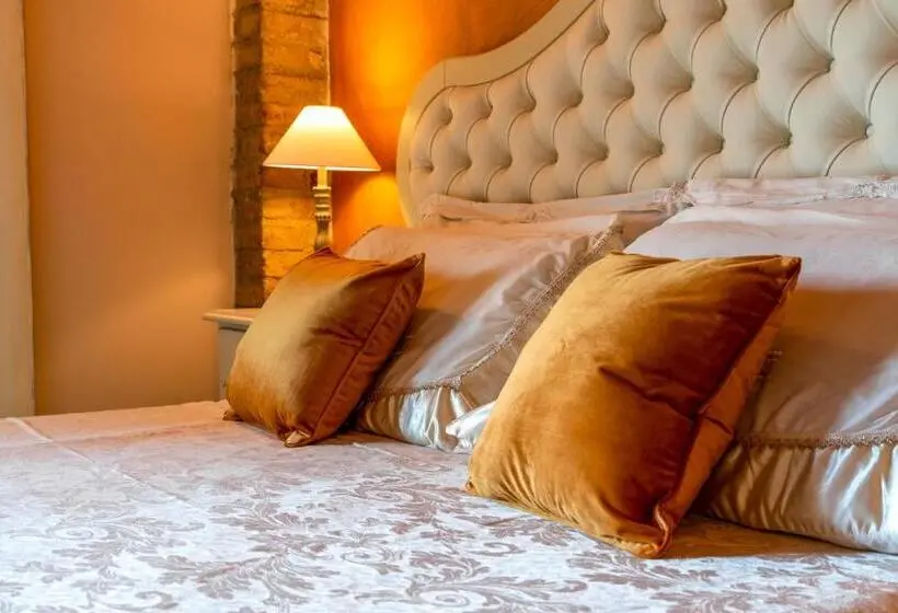 اتاق لوکس با تخت بزرگ, Agriturismo Le Fontanelle Da Valente