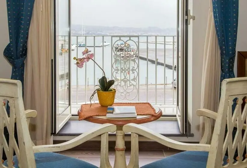 キングサイズベッドのスタンダードルーム, La Rada B&b