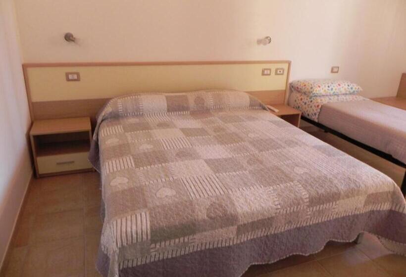 بنجلو قياسى, Agriturismo La Ghiandaia Alghero