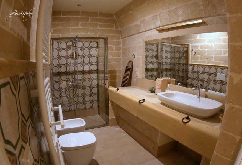 סטודיו דלוקס, Domus Decclesiis