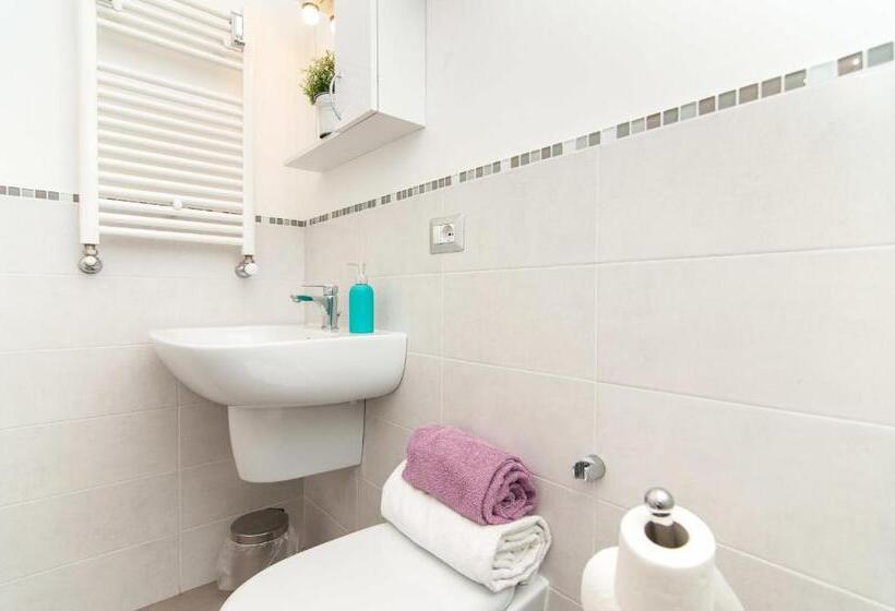 חדר קלאסי, Bye Bye Roma Pantheon Suite