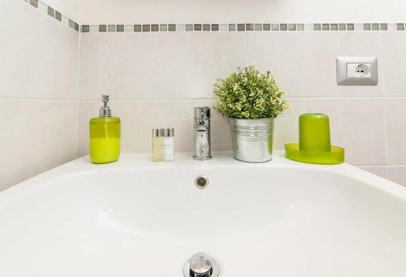 חדר קלאסי, Bye Bye Roma Pantheon Suite