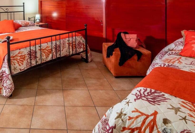 חדר סטנדרט לשלושה, Torremerlata B&b