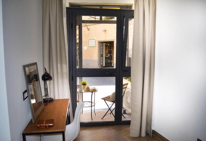 جناح ديلوكس, B&b Chiostro San Marco