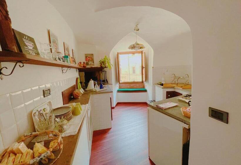 شقة غرفة واحدة, B&b Chiostro San Marco