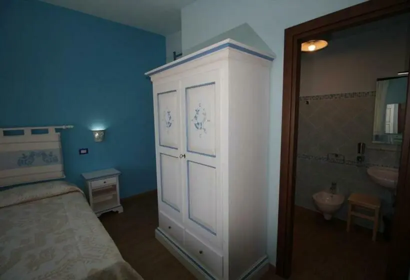 マウンテンビュースタンダードルーム, B&b Selvaggio Blu