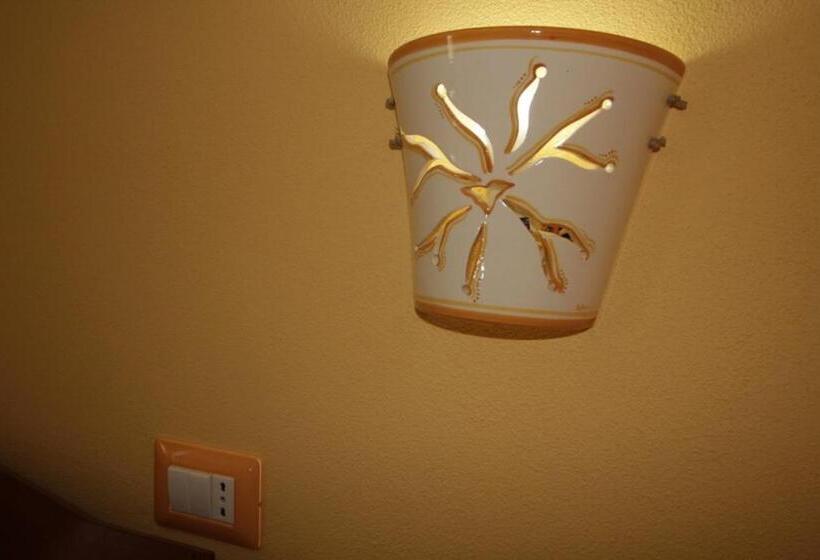 חדר דלוקס, B&b Selvaggio Blu