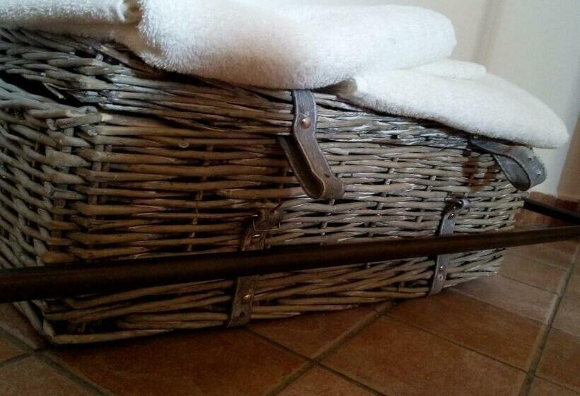 Standard Szoba, Il Silos