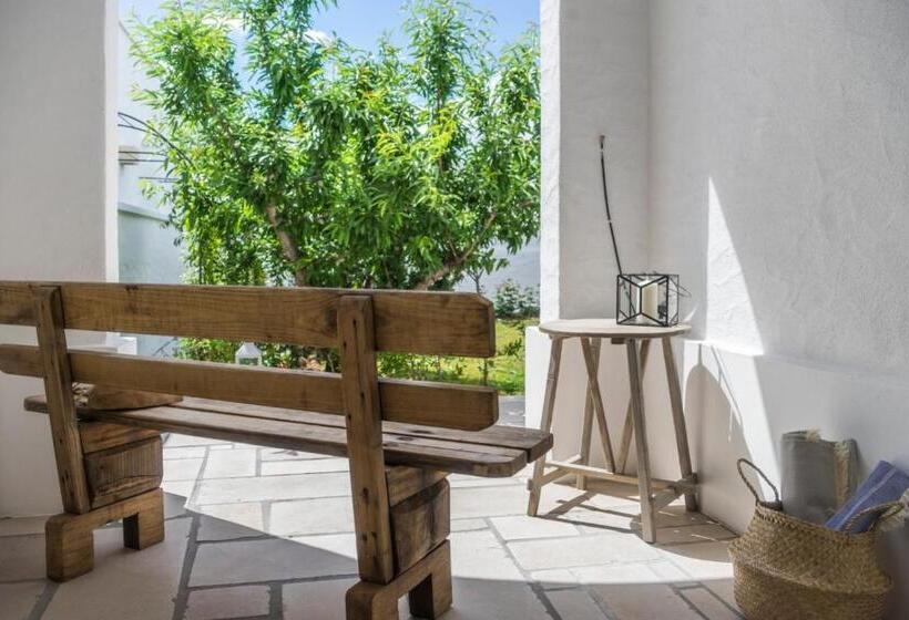 جناح ديلوكس, Masseria Le Mandorle