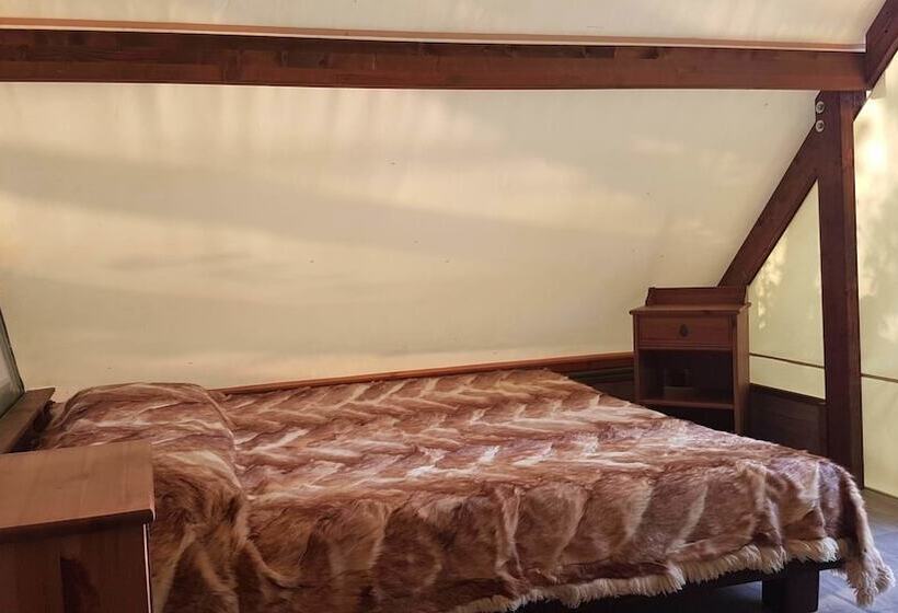 منزل غرفتين نوم, Parco Del Lago Glamping & Lodges