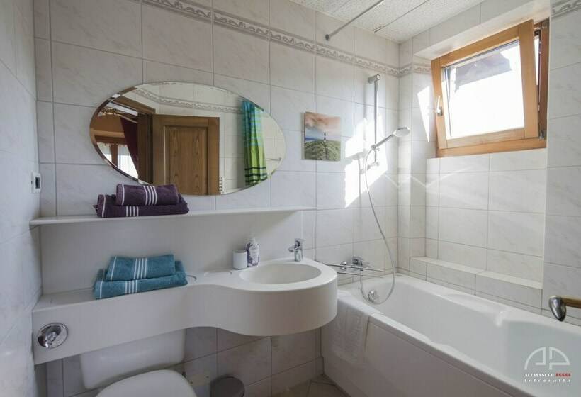 סוויטה, Villa Sant Anna