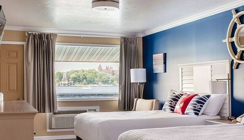 غرفه قياسيه سريرين مزدوجين, Capt. Thomson S Resort