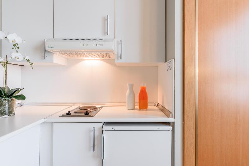 חדר סטנדרט לארבעה, Aparthotel Exe Campus San Mamés