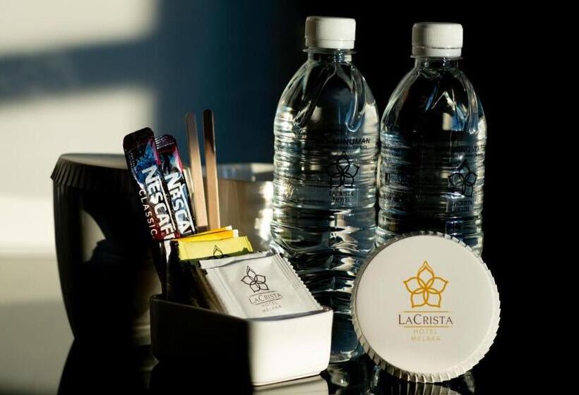 استودیوی پریمیوم, Grand Swiss Belhotel Melaka