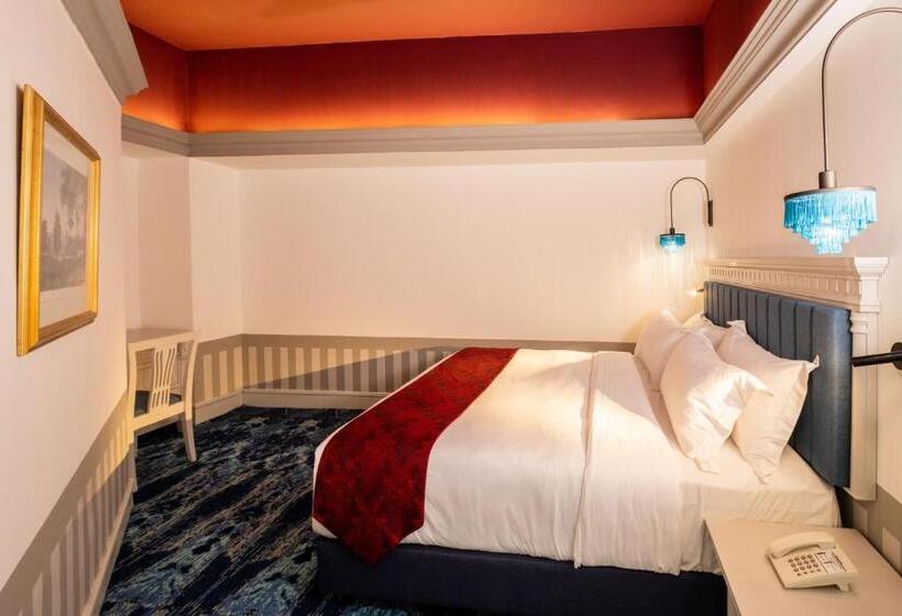 سوئیت پریمیوم, Grand Swiss Belhotel Melaka