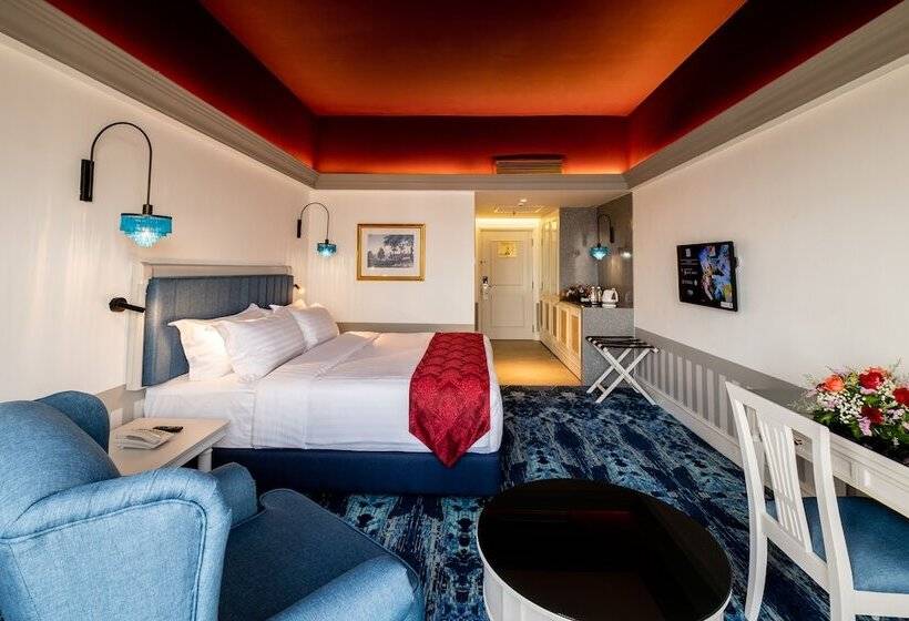 اتاق لوکس با تخت بزرگ, Grand Swiss Belhotel Melaka