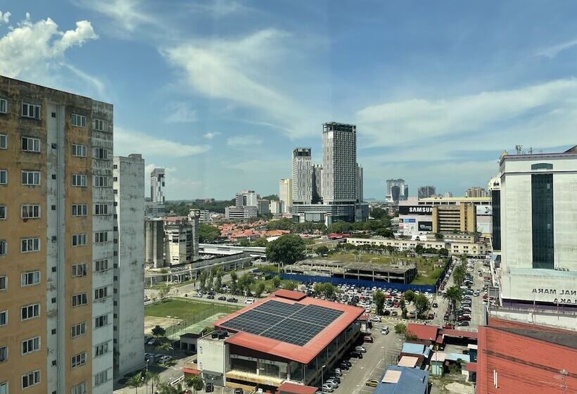 استودیوی پریمیوم, Grand Swiss Belhotel Melaka