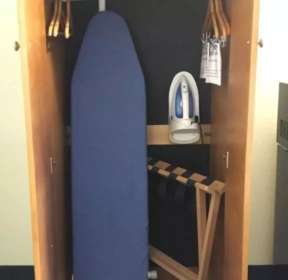 身障者適用スタンダードルーム, Days Inn By Wyndham Cocoa Beach Port Canaveral