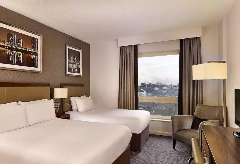 ２ダブルベッドのスタンダードルーム, Doubletree By Hilton London   Chelsea