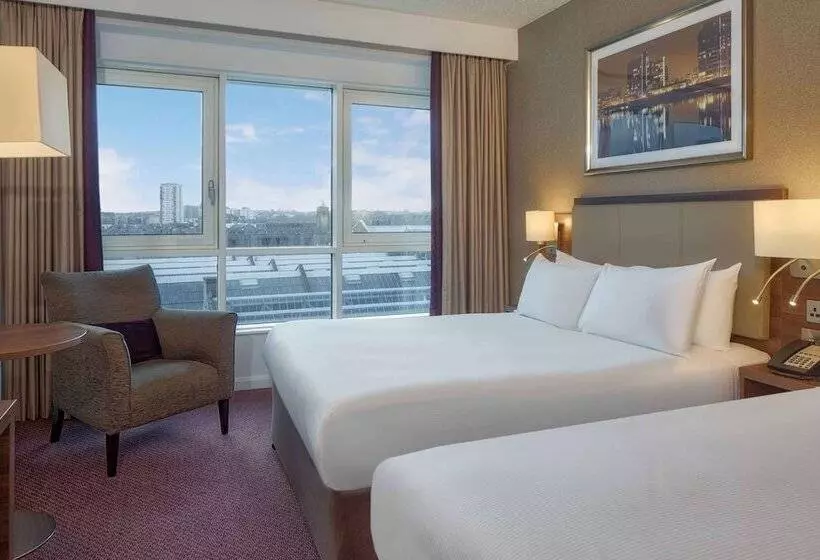 ２ダブルベッドのスタンダードルーム, Doubletree By Hilton London   Chelsea