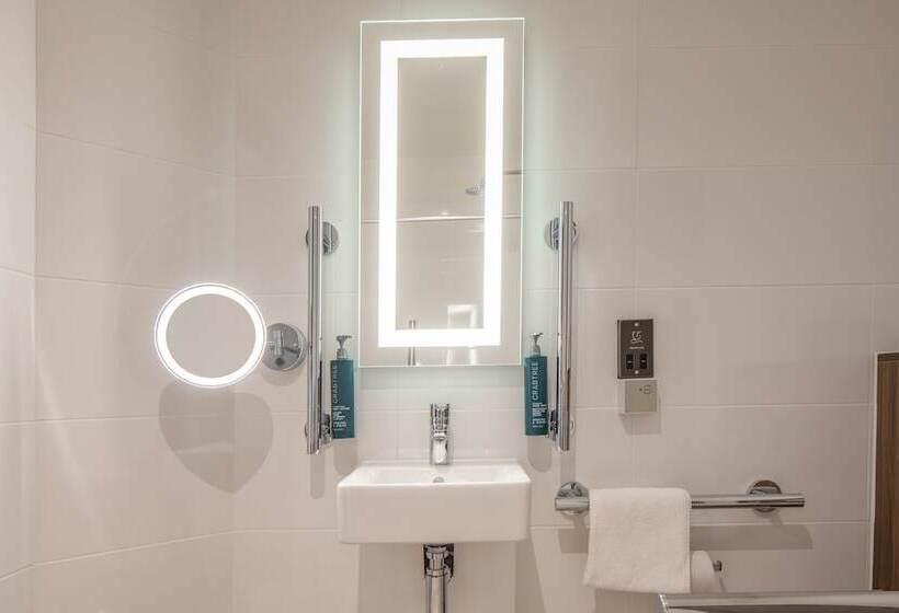 장애인을 위한 스탠다드 룸, Doubletree By Hilton London   Chelsea