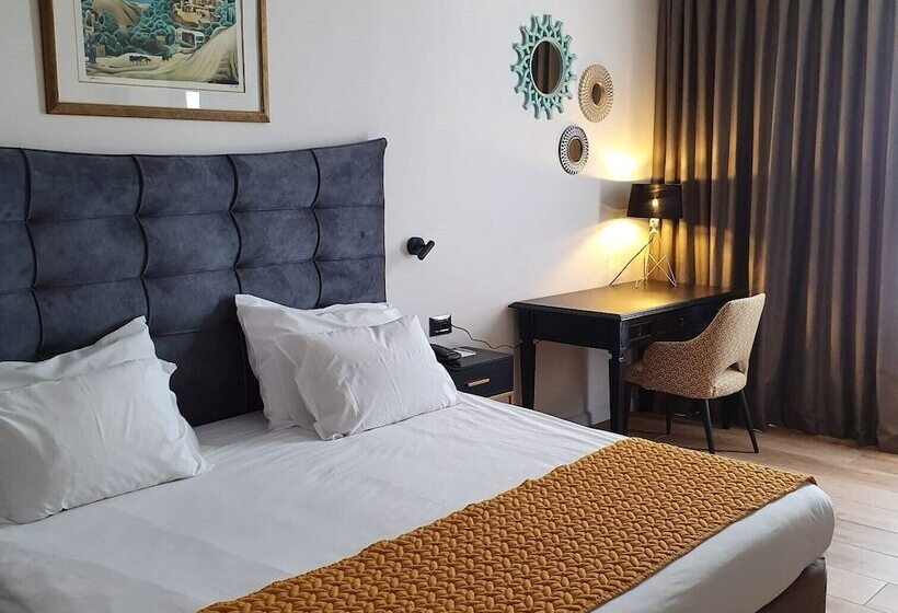 디럭스 룸, Plaza Nazareth Illit