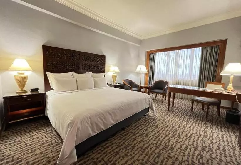 キングサイズベッドのデラックスルーム, Renai Hotel Kota Bahru