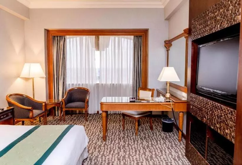 キングサイズベッドのデラックスルーム, Renai Hotel Kota Bahru