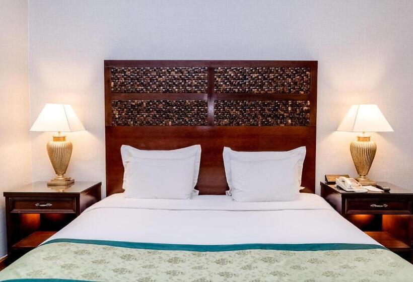 带大床的豪华间, Renai Hotel Kota Bahru