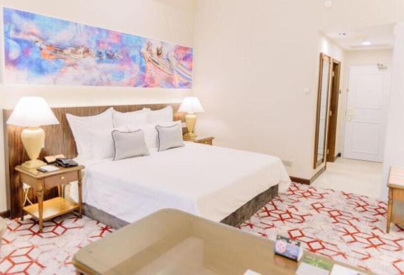 带大床的俱乐部房间, Renai Hotel Kota Bahru