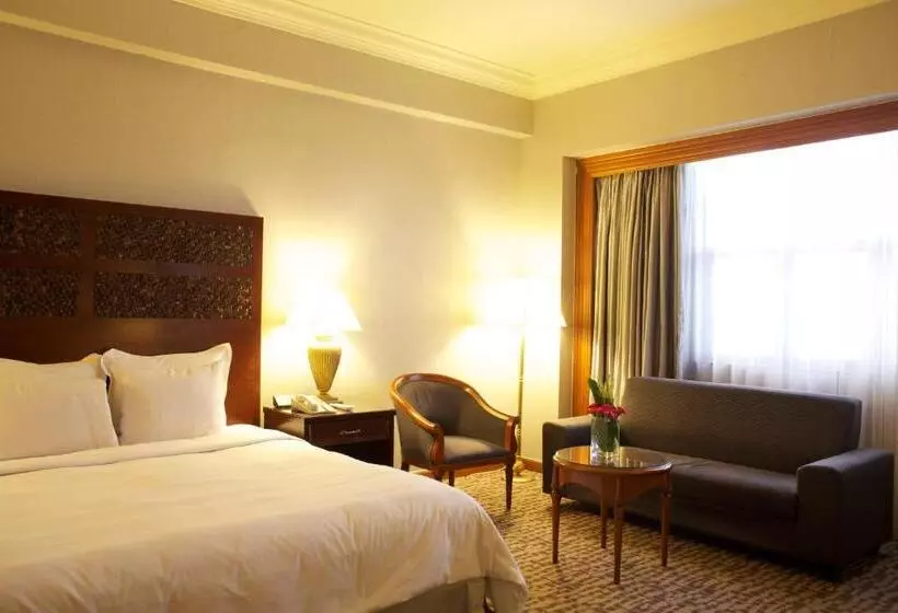 キングサイズベッドのデラックスルーム, Renai Hotel Kota Bahru