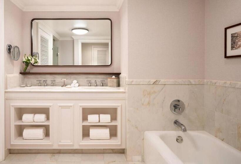 스탠다드 룸 킹사이즈 침대, The Ritzcarlton Orlando, Grande Lakes