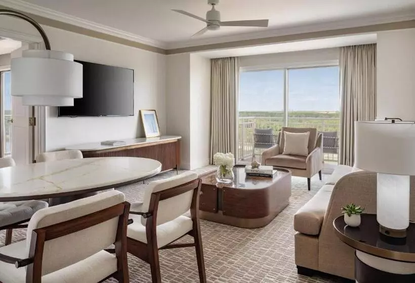 キングサイズベッドのエクゼクティブ, The Ritzcarlton Orlando, Grande Lakes