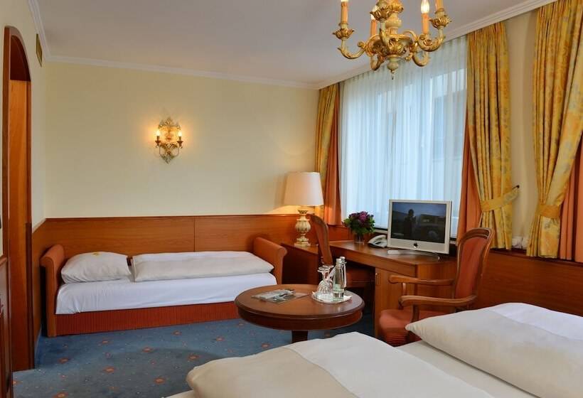 Номер Стандарт Трехместный, Torbräu