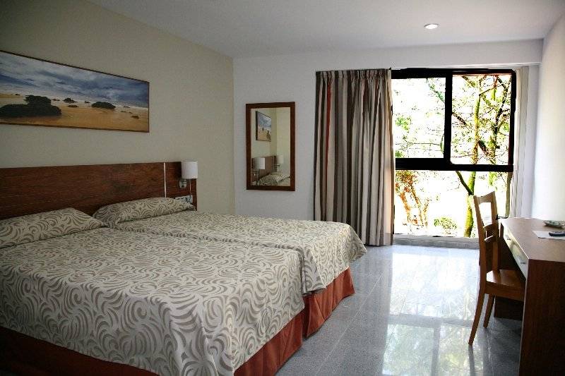 コンフォートルーム, Torre Del Conde