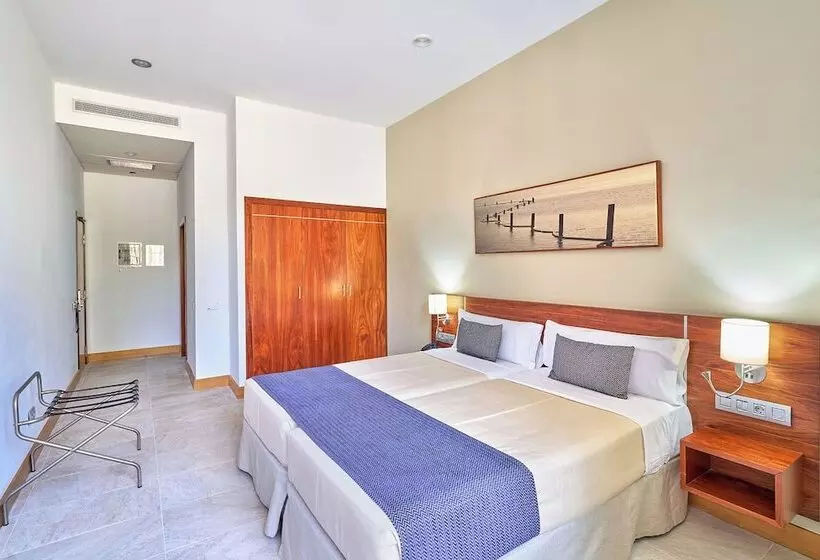 اتاق استاندارد برای معلولان, Torre Del Conde