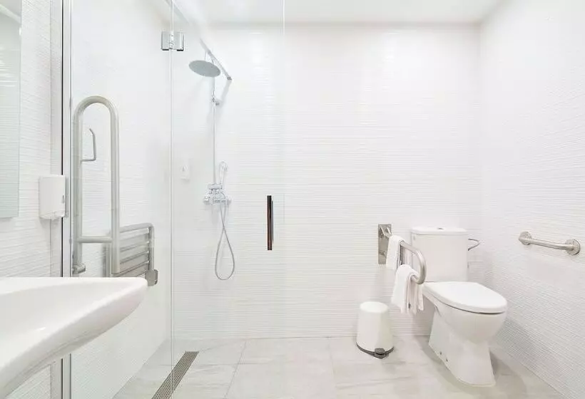 اتاق استاندارد برای معلولان, Torre Del Conde
